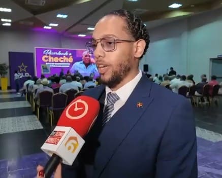 El PLD rinde homenaje a la trayectoria política de Cheché Luna