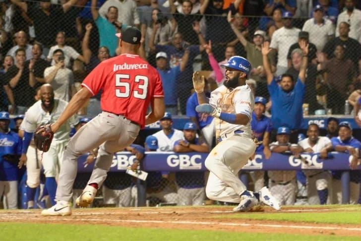 Emoción, poder ofensivo y entradas extras marcan la jornada dominical de la LIDOM