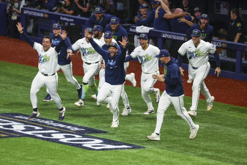Los Rays de Tampa Bay se coronan en la Liga Americana y avanzan a la Serie Mundial
