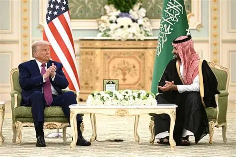 Donald Trump aborda con Mohamed bin Salman la creciente amenaza de los rebeldes hutíes