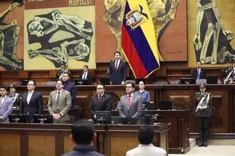 Gobierno de Ecuador presenta a la Asamblea Nacional un proyecto de presupuesto estatal de 50.213 millones de dólares para 2027