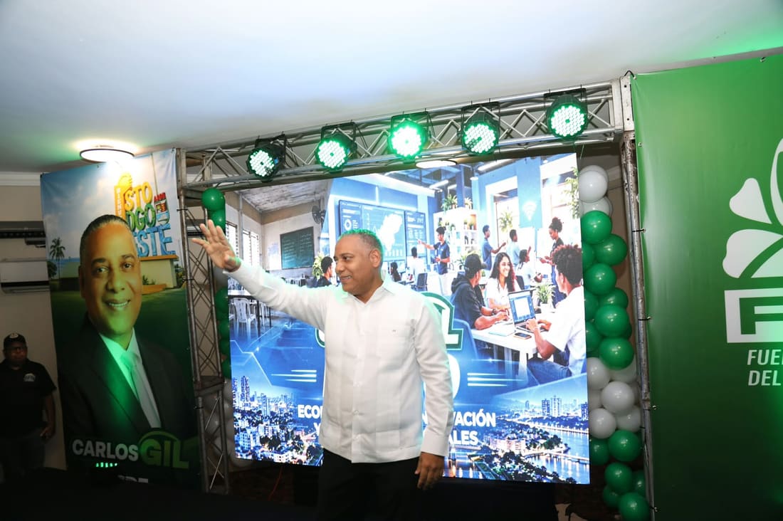 Carlos José Gil oficializa sus aspiraciones a la Alcaldía de Santo Domingo Este para 2028