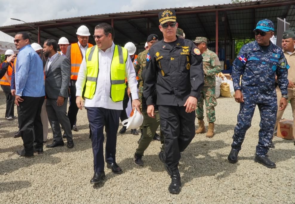 Desmantelan red clandestina y decomisan cerca de 47 millones de unidades de medicamentos e insumos médicos