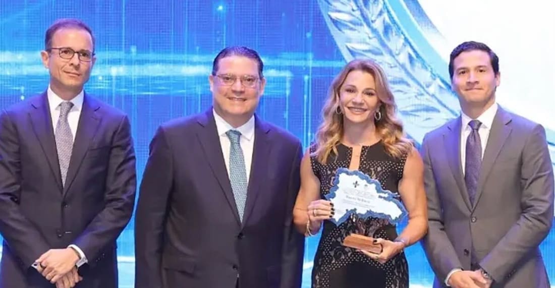 Raquel González lanza su libro 'No estás tarde… Estás lista' y promueve el método REAL 40+ en Despierta América