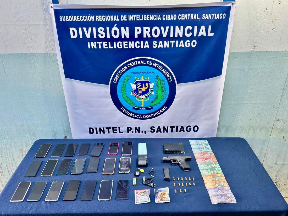 Decomisan arma, dinero y dispositivos móviles durante operativo en Navarrete