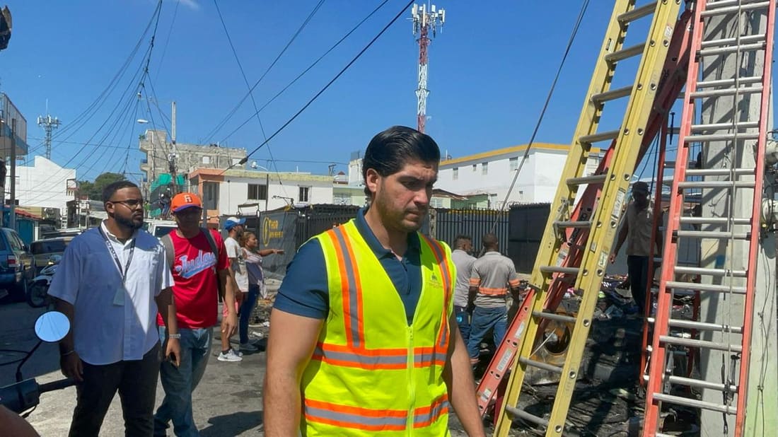 Ministerio de Vivienda interviene en favor de familias afectadas por incendio en Santiago