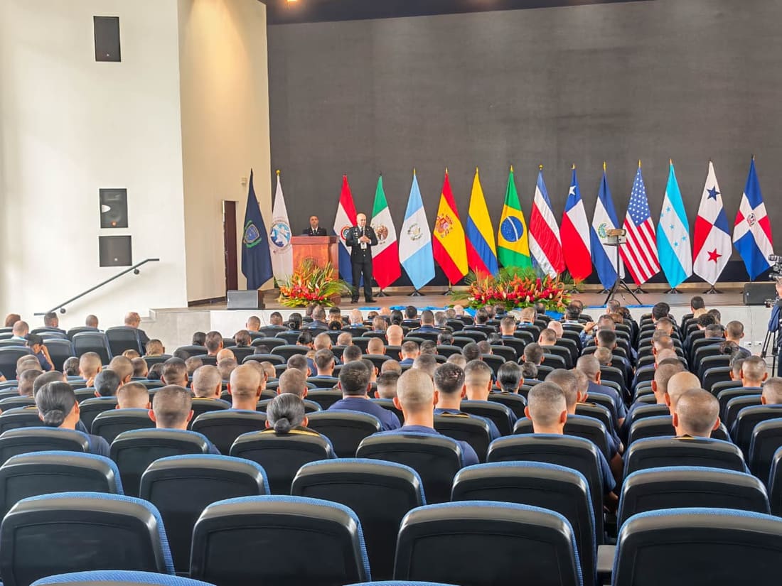 Dominicana presenta avances en educación policial en Costa Rica