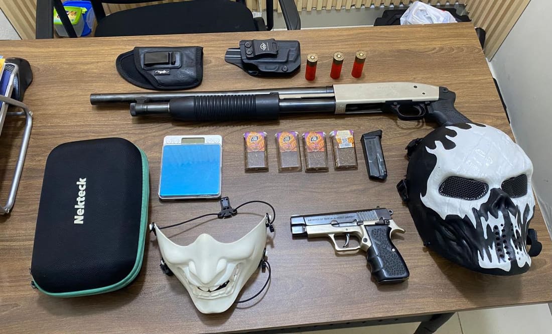 Incautan armas de fuego y equipos en ocho allanamientos en Baní
