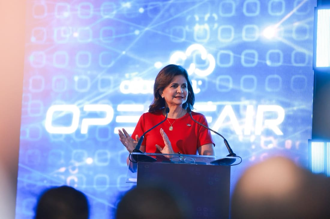 Raquel Peña encabeza la apertura de Open Fair 2026 y resalta el potencial tecnológico del país