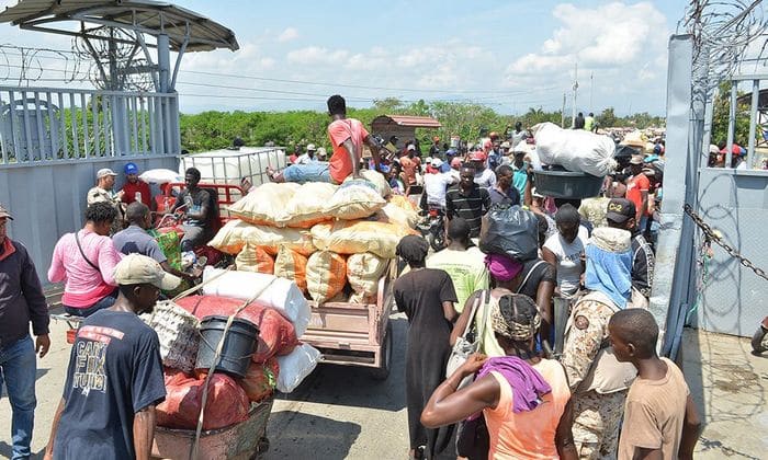 Haití ratifica restricción al paso terrestre de productos extranjeros desde República Dominicana