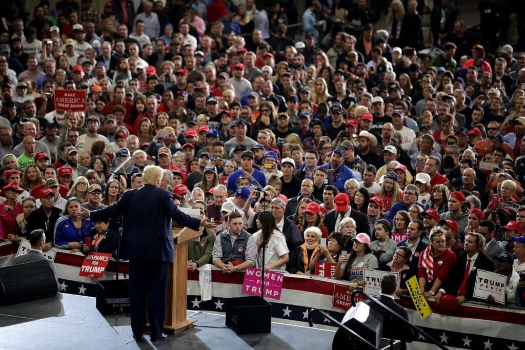Manifestaciones marcan mitin de Donald Trump en Carolina del Sur