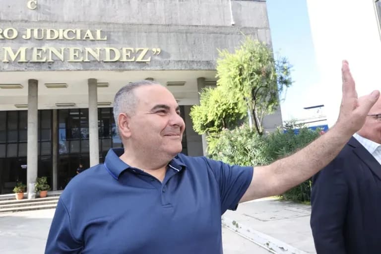 Expresidente salvadoreño Elías Antonio Saca obtiene su libertad tras cumplir condena