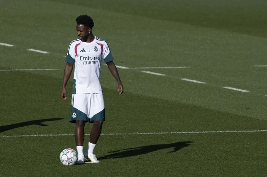 Vinícius Júnior es sancionado con cuatro partidos y será baja para el clásico