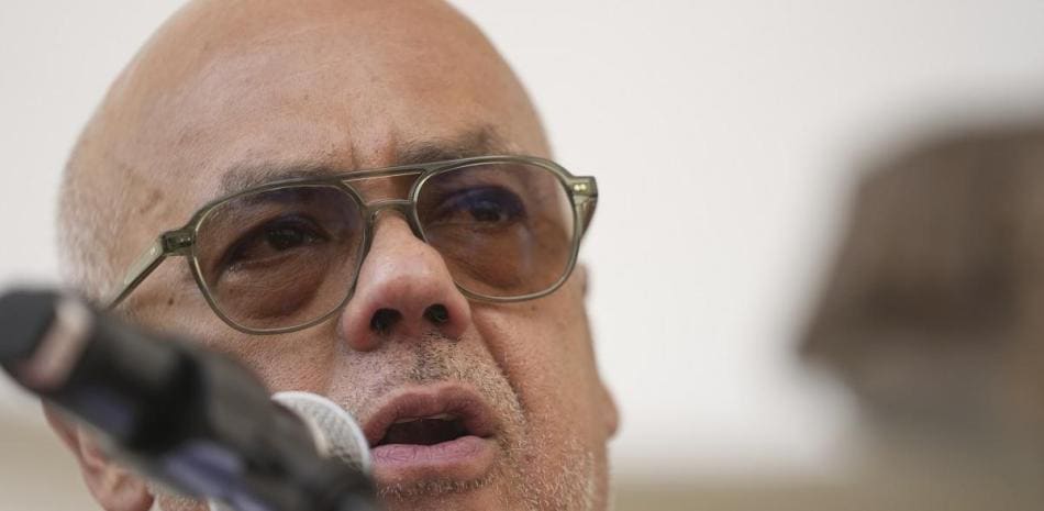 Estados Unidos retira las sanciones económicas al líder legislativo venezolano Jorge Rodríguez