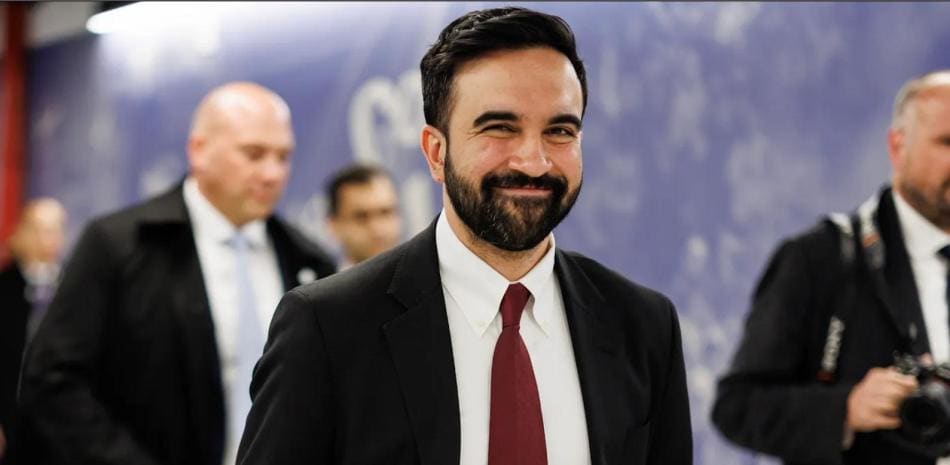 Alcalde de Nueva York obtiene autorización federal tras meses de espera
