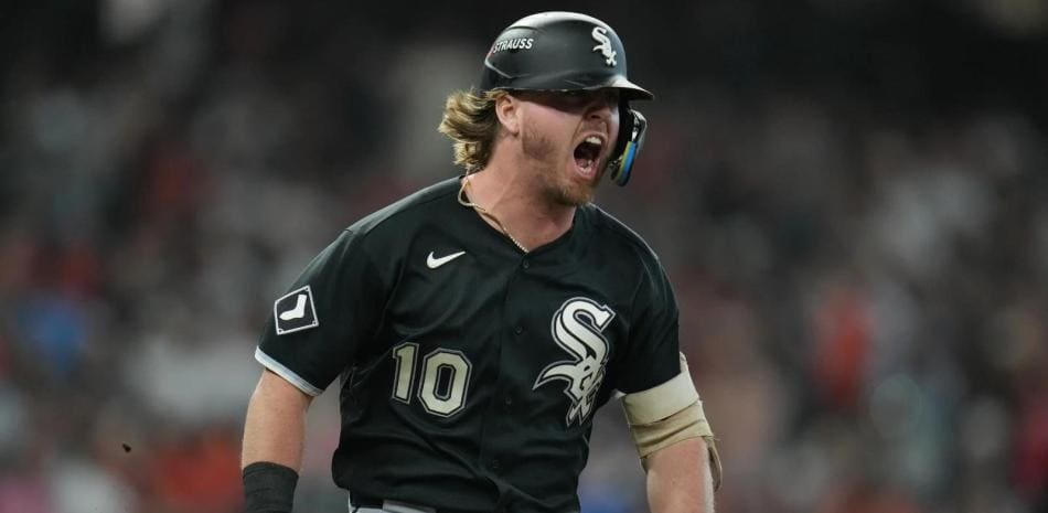 Los Medias Blancas barren a Houston y celebran su primera serie de postemporada desde 2005