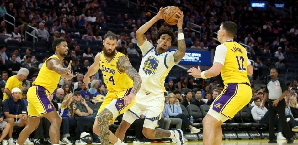 Golden State arrolla a Los Ángeles en su primer partido de pretemporada en casa