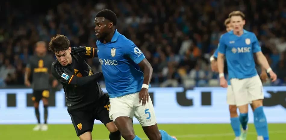 Jornada europea: Roma rescata empate ante Napoli y Dortmund lidera la Bundesliga