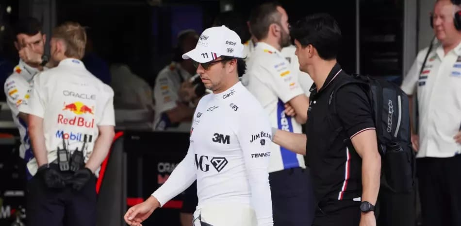 Sergio Pérez extiende su contrato con Cadillac por dos años