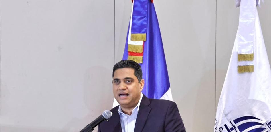 Ministro de Deportes exige disculpas a futbolistas haitianos por declaraciones ofensivas
