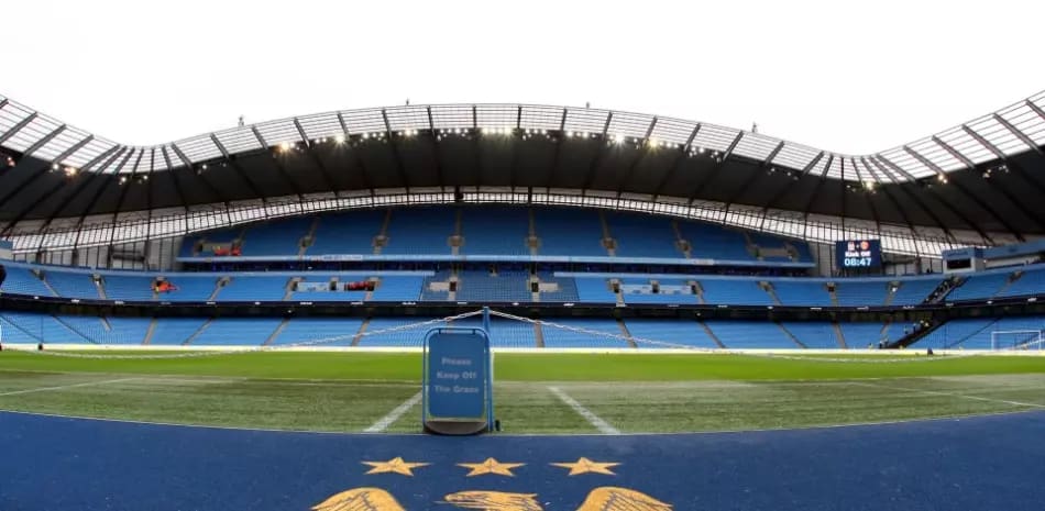 Investigación expone supuestos manejos financieros ocultos en el Manchester City