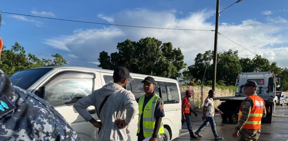Intrant retiene autobuses operados por extranjeros irregulares en Friusa
