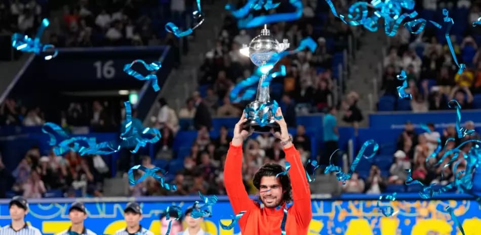 Carlos Alcaraz recupera su trono en el Abierto de Japón tras superar una lesión