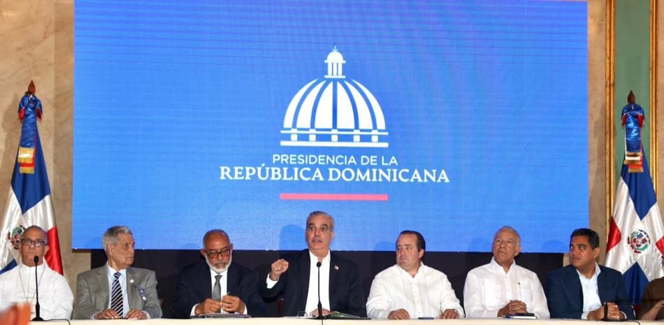 Gobierno invierte más de RD$2,000 millones recuperados en infraestructura deportiva nacional