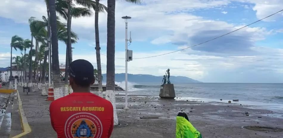 Huracán Rachel deja una menor fallecida y diez desaparecidos en Baja California