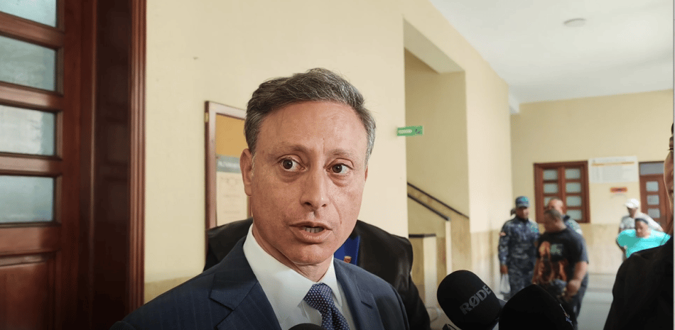 Jean Alain Rodríguez rechaza acusaciones de retrasar su juicio por corrupción