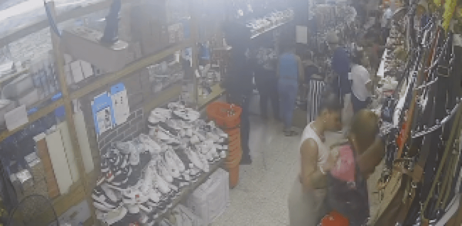 Comerciante denuncia ola de robos en la calle José Martí del Distrito Nacional