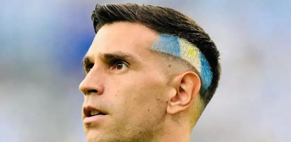 Emiliano Dibu Martínez es intervenido quirúrgicamente tras sufrir fractura mandibular en la Premier League