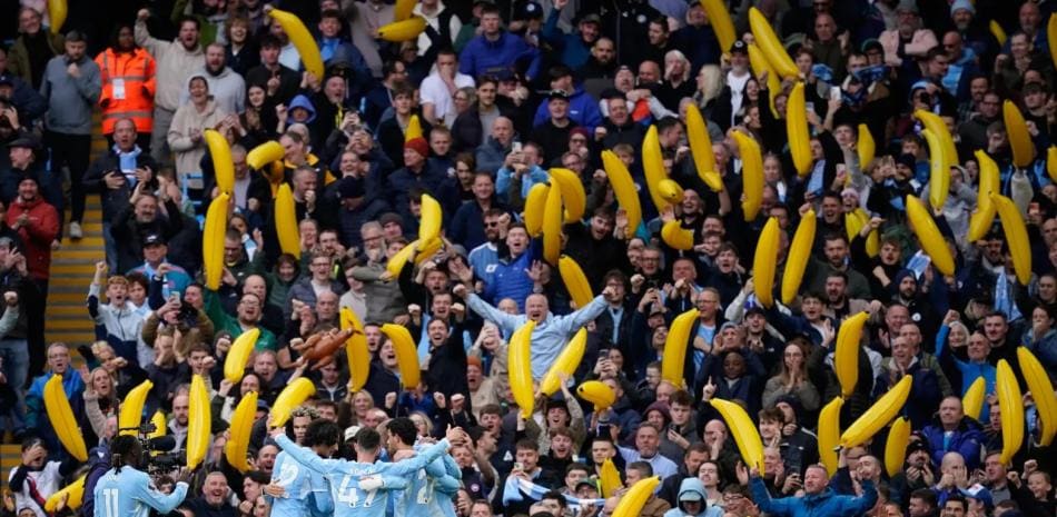 El Manchester City revive una peculiar tradición de los años ochenta en medio de su crisis financiera