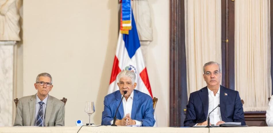 Gobierno dominicano detalla avances de proyectos viales respaldados por fondos de Aerodom