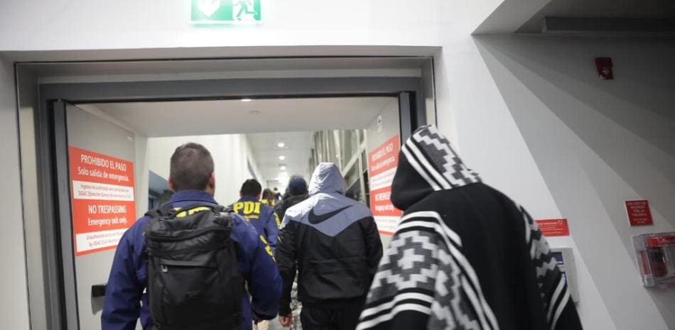 Chile expulsa a 75 inmigrantes de Colombia, Perú y República Dominicana