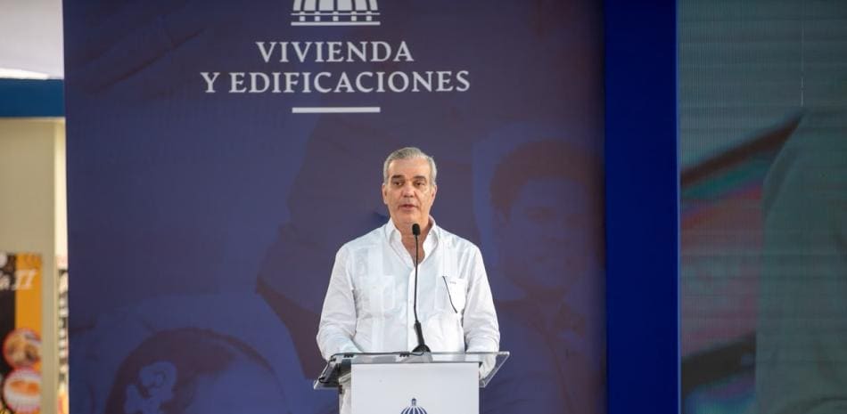 Abinader ofrece apoyo logístico y de inteligencia a El Salvador para misión en Haití