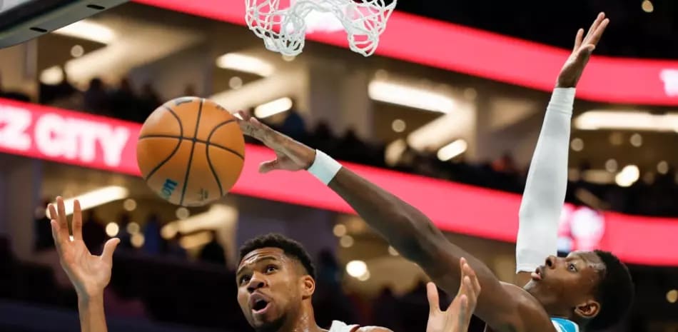 Brandon Miller lidera la victoria de los Hornets ante el Heat