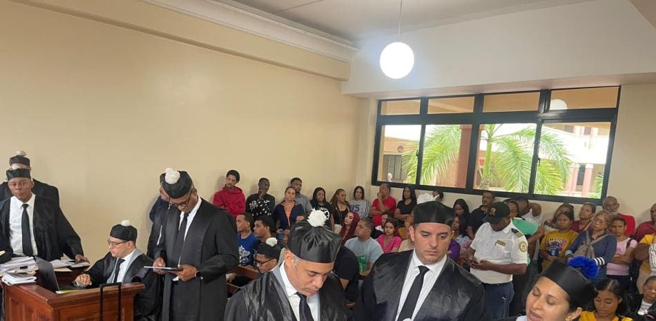 Aplazan juicio preliminar por muerte de recolector de basura en Santiago