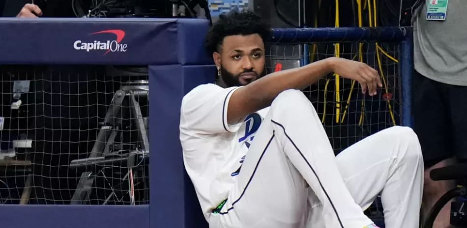 Junior Caminero sufre lesión en el pie pero confirma que jugará el quinto juego de la Serie Mundial