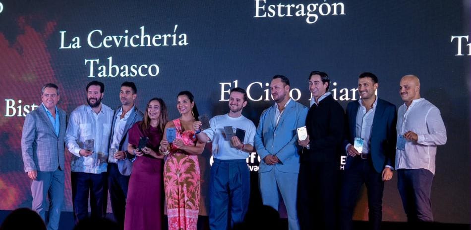 Chef Tita recibe doble distinción en la Gala Internacional de Fine Dining Table