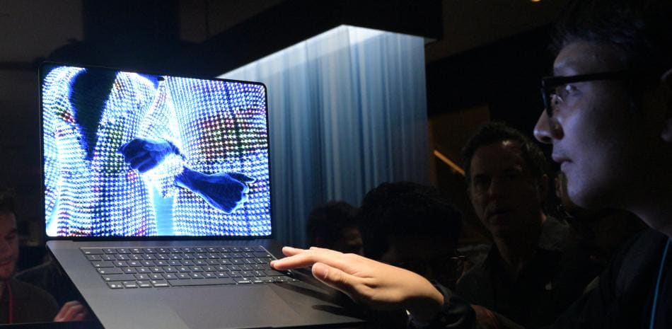Apple presenta una nueva MacBook Pro con pantalla táctil, procesadores M5 y mayor autonomía