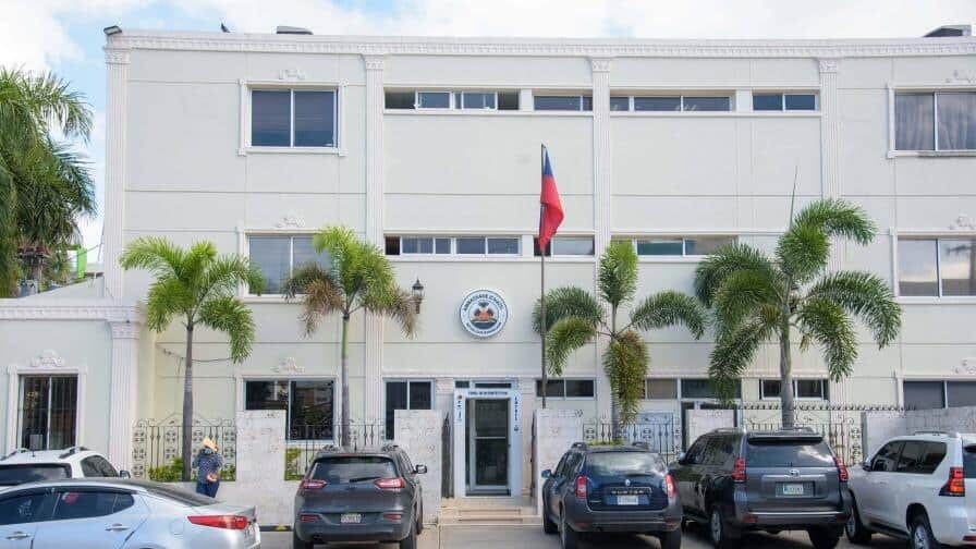 Embajada de Haití aclara postura tras declaraciones de futbolistas sobre soberanía dominicana