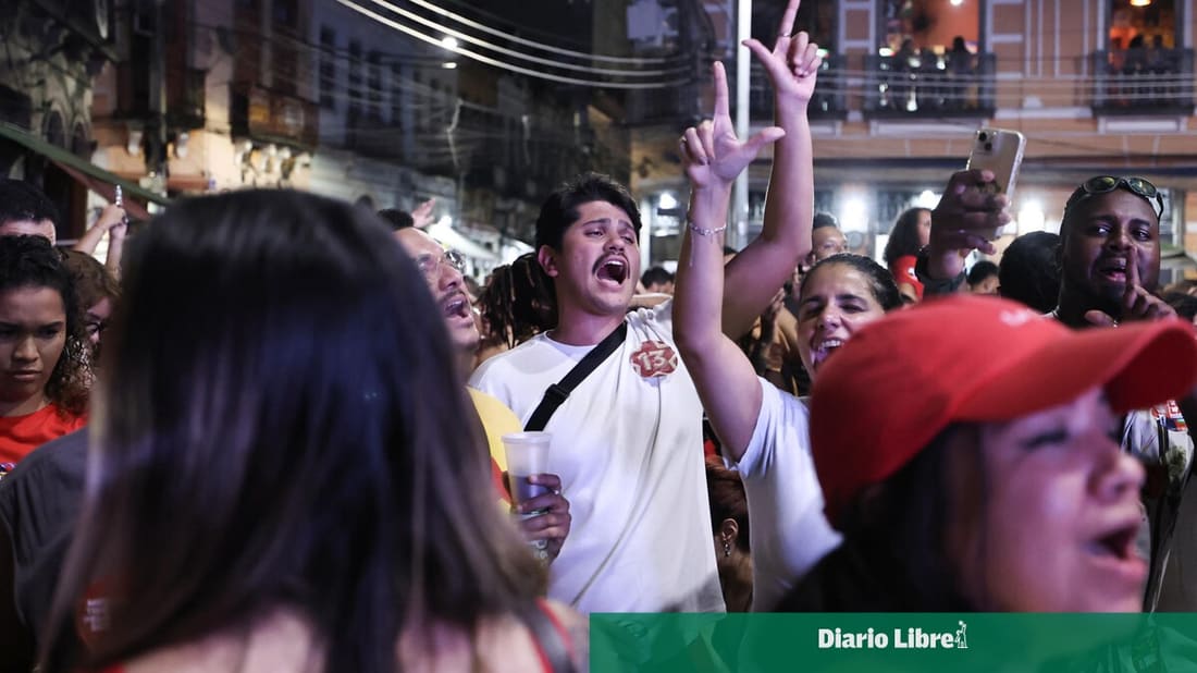 Lula da Silva y Flávio Bolsonaro definirán la presidencia de Brasil en segunda vuelta