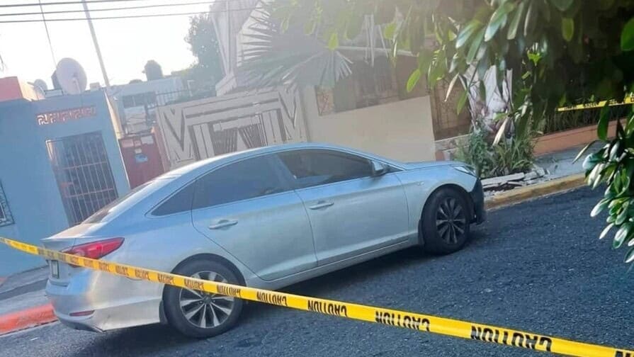 Autoridades buscan a cuatro individuos por el asesinato de un taxista en Santo Domingo Este
