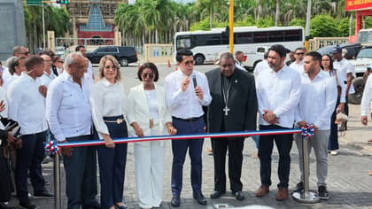 Turismo entrega remozamiento en entorno de la Basílica de Higüey y anuncia nuevas inversiones