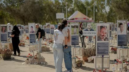 Israel rinde homenaje a las víctimas del 7 de octubre en el tercer aniversario de la ofensiva