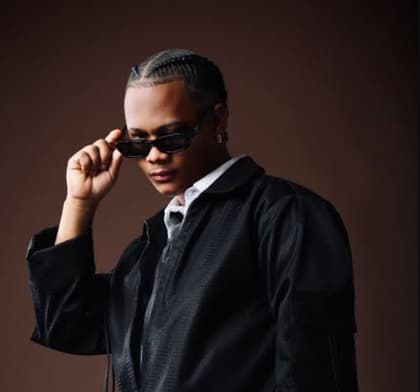 El bachatero dominicano Dalvin La Melodía debuta en los Premios Billboard 2026