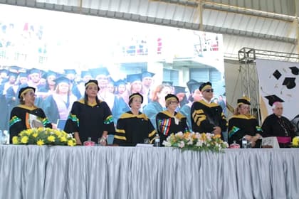 UTESUR celebra 47 años de trayectoria con la graduación de más de 400 nuevos profesionales