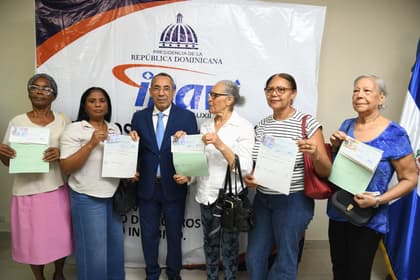 INAVI entrega más de tres millones de pesos en indemnizaciones a exservidores públicos