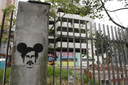 Medellín derriba propiedad vinculada a Pablo Escobar por problemas de seguridad